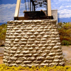 Chooch Enterprises #8430 - Cut Stone Bridge Pier (Pointed End) - HO Scale
