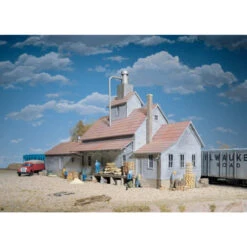Walthers Cornerstone 933-3061 - Sunrise Feed Mill - HO Scale