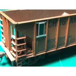 MACRail 805 - MOW Car Solar Panel (BNSF "Medium Inside Rib To Rib") - HO Scale Kit