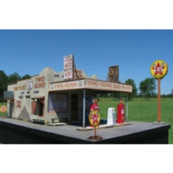 Showcase Miniatures 2019 - Route 66 Series Two Guns Gas 'N Go - HO Scale Kit