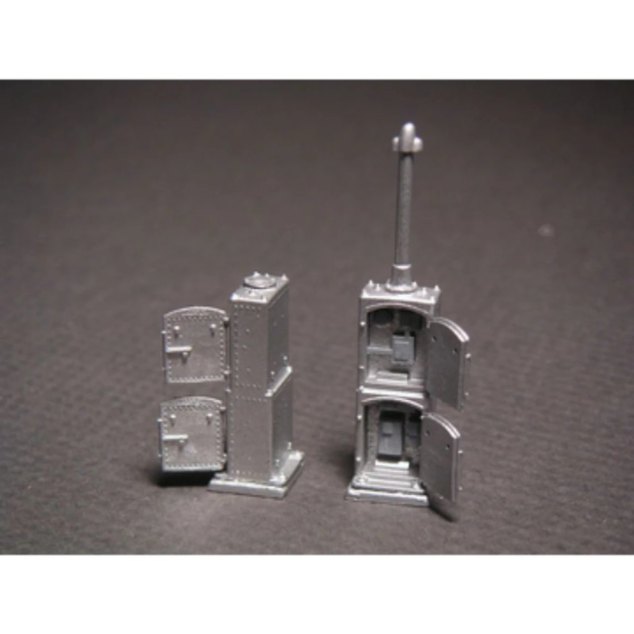 Showcase Miniatures 2188 - US&S Type Double Door Stacked Relay Cabinet - HO Scale Kit 1 Showcase Miniatures 2188 - US&S Type Double Door Stacked Relay Cabinet - HO Scale Kit