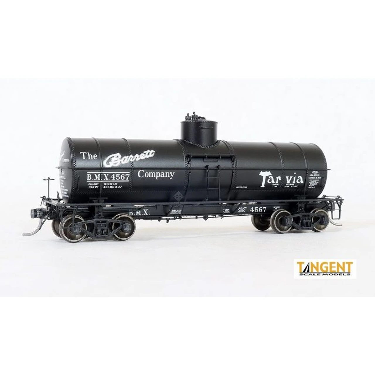 Tangent Scale Models 19067-03 - GATC 1917-design 10000 Gallon Tank Car Barrett Tarvia (BMX) 4592 - HO Scale 1 Tangent Scale Models 19067-03 - GATC 1917-design 10000 Gallon Tank Car Barrett Tarvia (BMX) 4592 - HO Scale