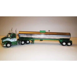 Trucks N Stuff TNS069 - Kenworth T680 Day-Cab Tractor With Food-Grade Trailer - Valley Farm Transport - HO Scale