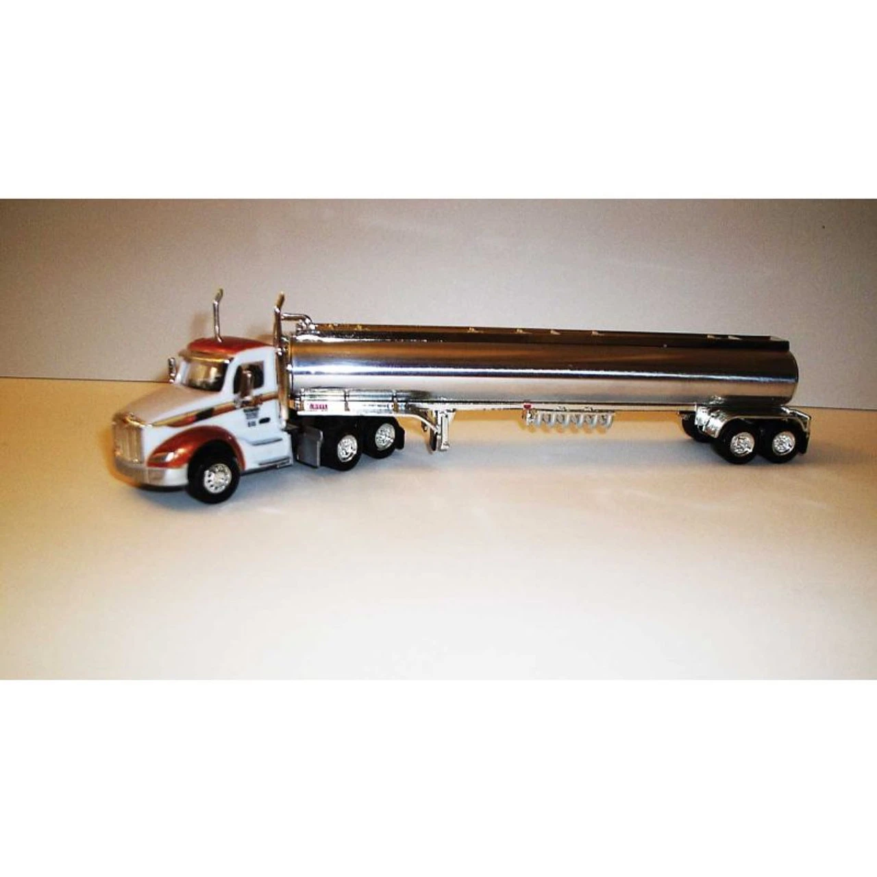 Trucks N Stuff TNS135 - Peterbilt 579 Day-Cab Tractor With Gas Tank Trailer - Cox Petroleum - HO Scale 1 Trucks N Stuff TNS135 - Peterbilt 579 Day-Cab Tractor With Gas Tank Trailer - Cox Petroleum - HO Scale