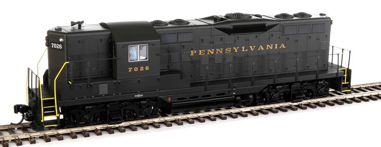 Walthers Mainline 910-20487 - EMD GP9 W/ LokSound 5 Sound & DCC Pennsylvania (PRR) 7026 - HO Scale 1 Walthers Mainline 910-20487 - EMD GP9 W/ LokSound 5 Sound & DCC Pennsylvania (PRR) 7026 - HO Scale