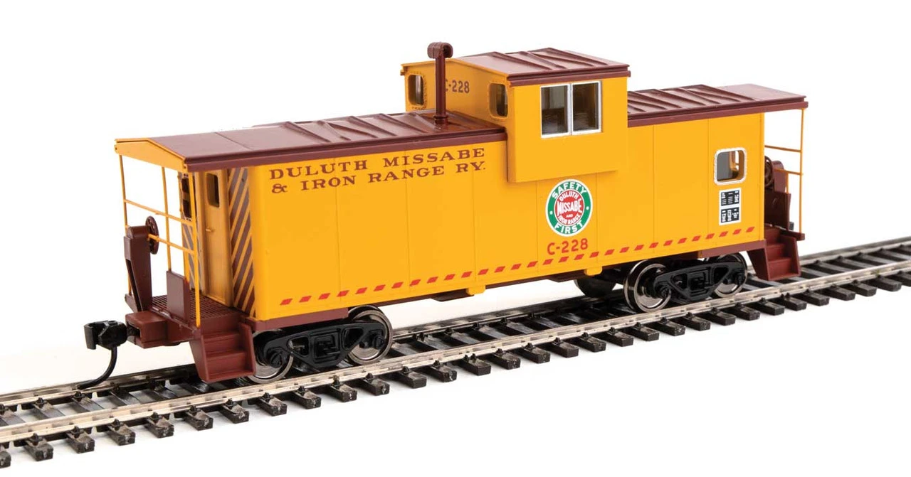 Walthers Mainline 910-8715 - International Extended Wide-Vision Caboose Duluth Missabe & Iron Range (DM&IR) C-228 - HO Scale 1 Walthers Mainline 910-8715 - International Extended Wide-Vision Caboose Duluth Missabe & Iron Range (DM&IR) C-228 - HO Scale