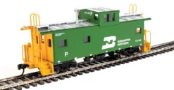 Walthers Mainline 910-8763 - International Wide-Vision Caboose Burlington Northern (BN) 10169 - HO Scale