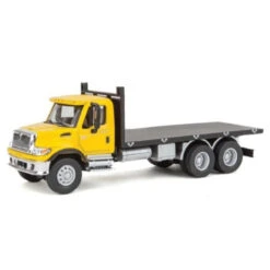 Walthers SceneMaster 949-11653 - 7600 Flatbed Truck - Yellow - HO Scale